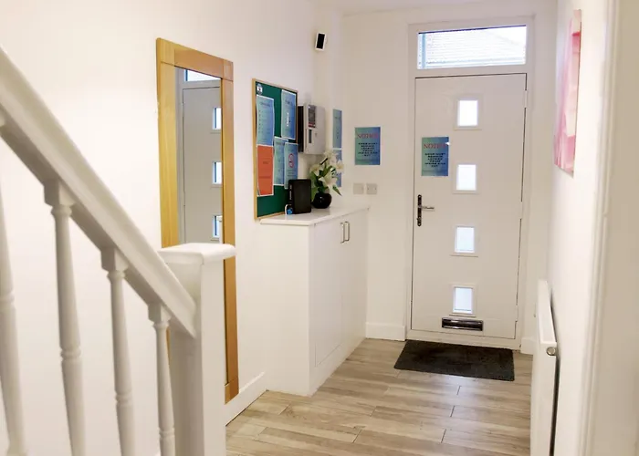 Δωμάτια σε οικογενειακή κατοικία Private In Filton